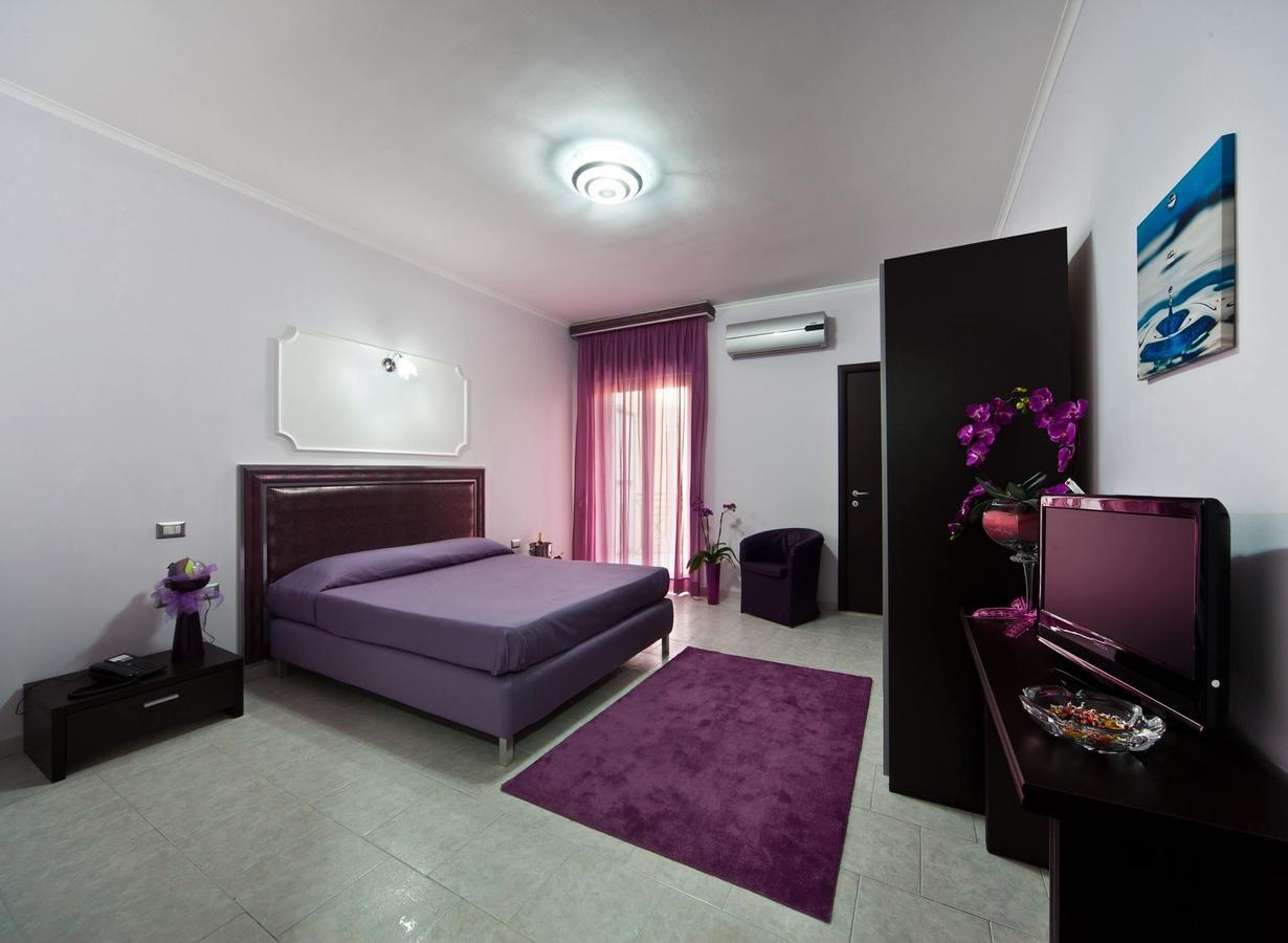 Hotel Glamour Qualiano Bagian luar foto