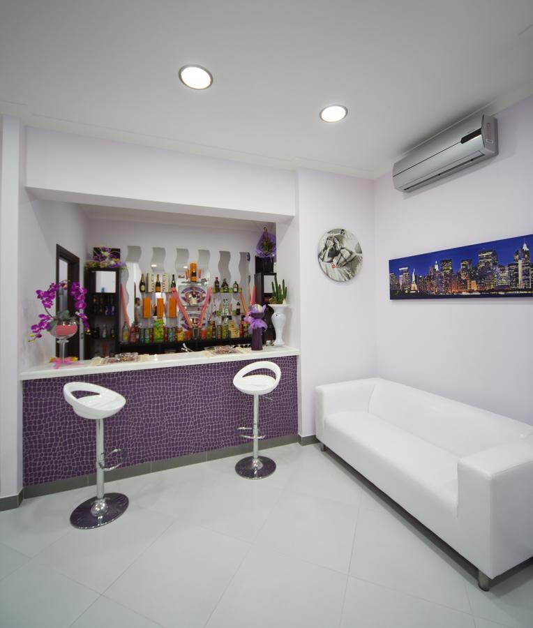 Hotel Glamour Qualiano Bagian luar foto