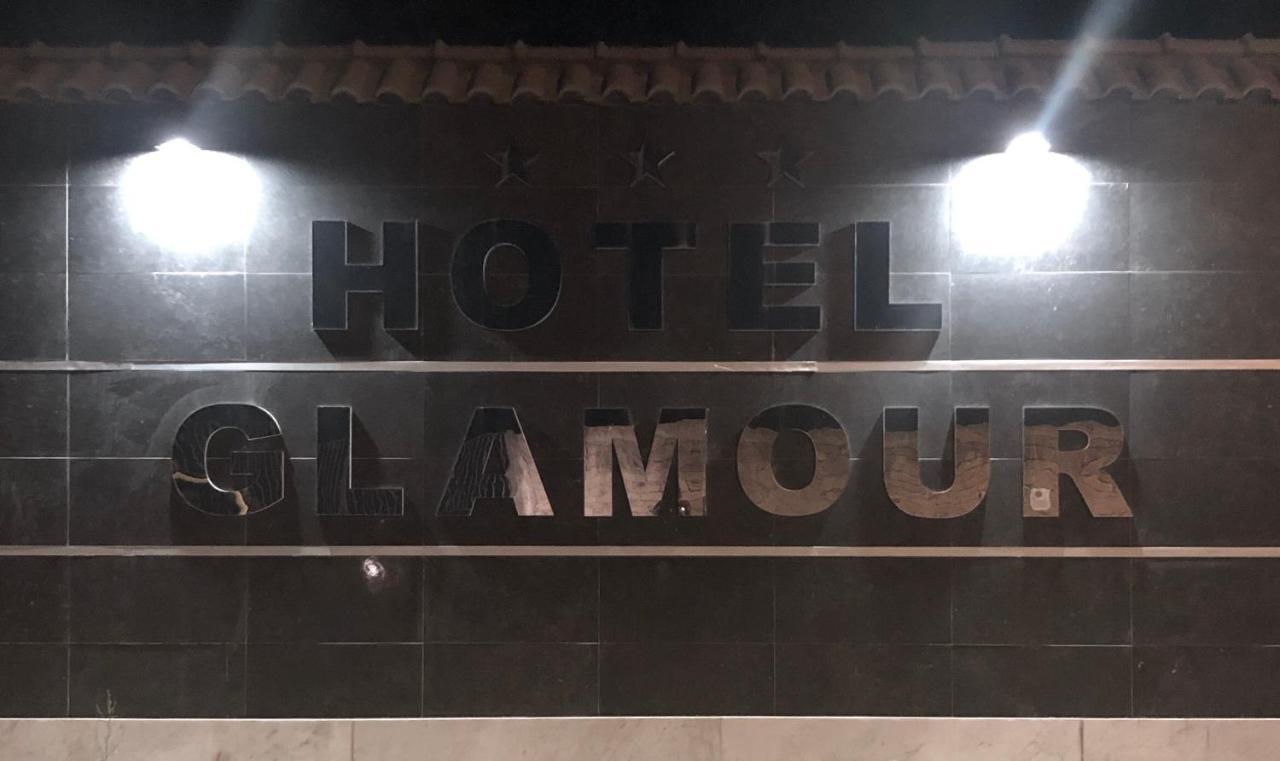 Hotel Glamour Qualiano Bagian luar foto